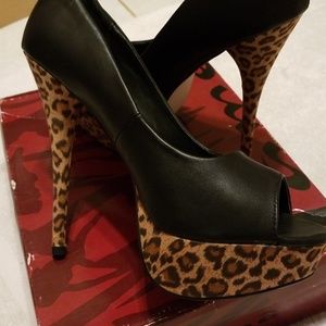 Black/Leopard Print Platform Peep Toe Heels (Brand